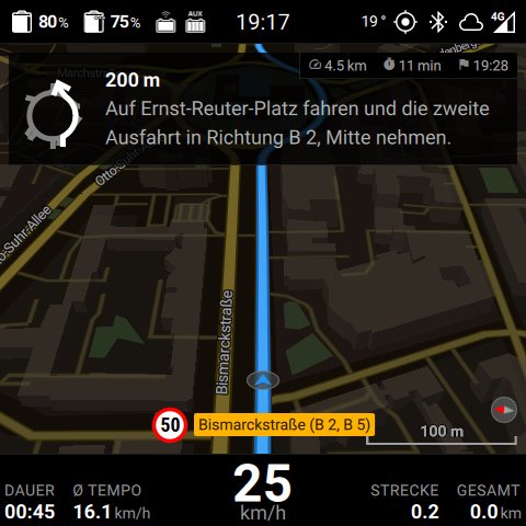 Eine aktive Route durch einen Kreisverkehr