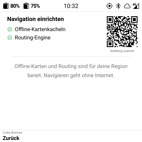 Navigations-Einrichtungsbildschirm mit Karten und Routing als bereit markiert und QR-Code zur Anleitung
